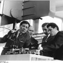 Bundesarchiv Bild 183-L0311-0111, Leipzig, Frühjahrsmesse, sowjetische Techniker